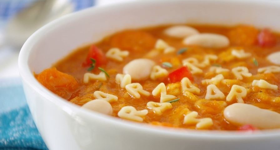 طرز تهیه غذای کمکی نوزاد – سوپ ایتالیایی ماکارونی الفبا شکل